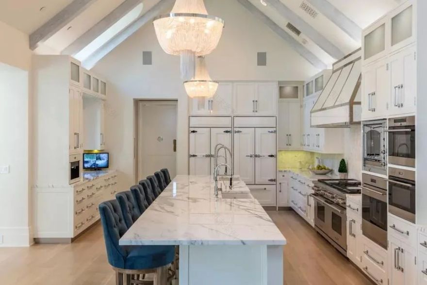 比弗利山庄探秘 | 王思聪、泰勒·斯威夫特等巨星的奢华家居-229