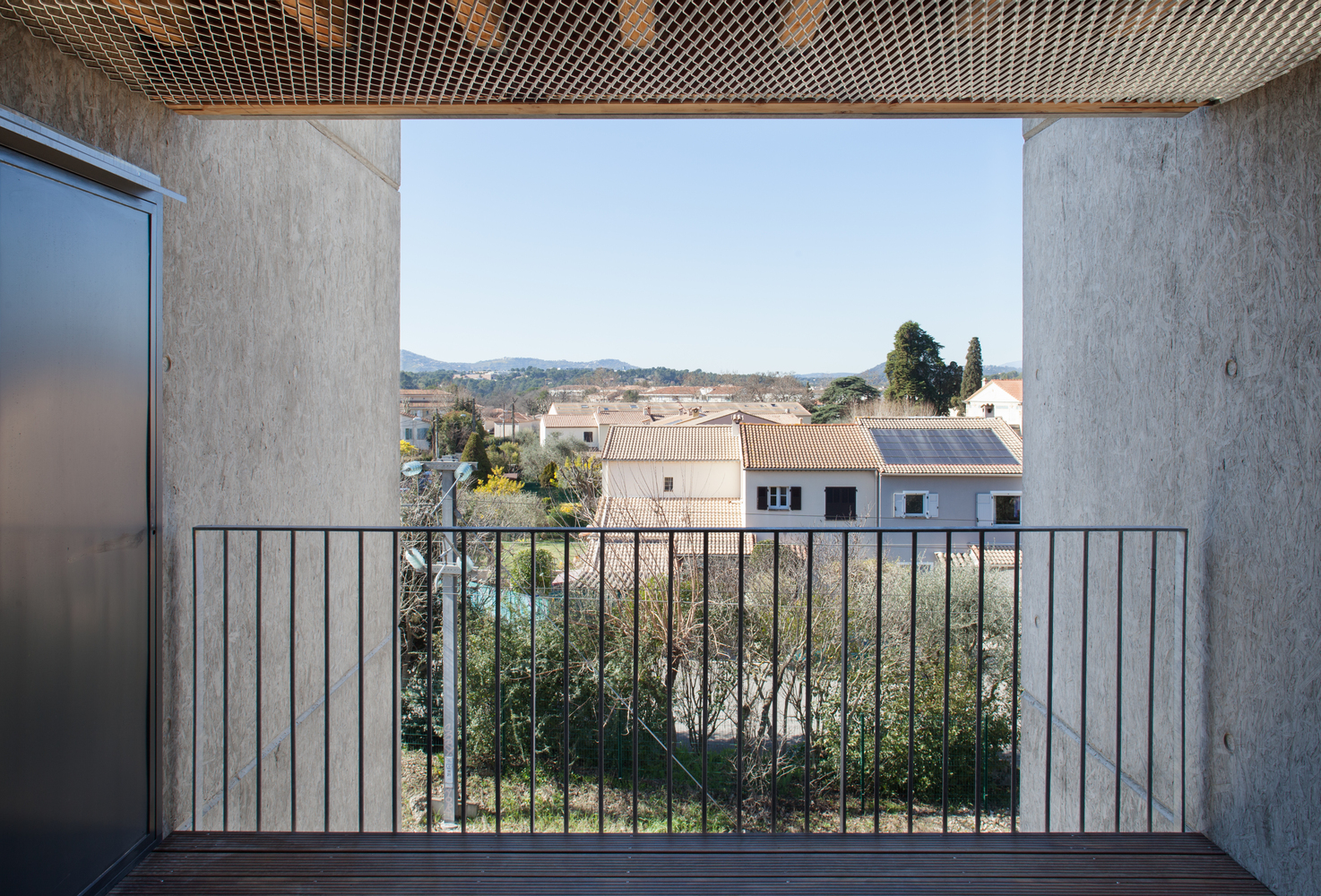 融合绿意的法国 Mouans·Sartou· 社会住宅与商铺设计-31