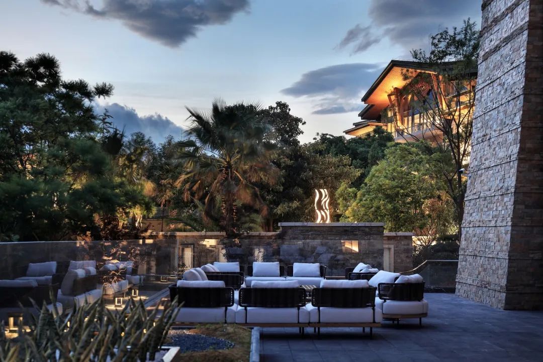 云南大理“多元民族风情与自然交融”的私人会所设计丨中国大理丨元禾大千(软装设计),重庆海力装饰设计工程有限公司(硬装设计)-19