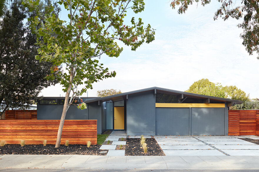 Palo Alto Eichler Remodel by Klopf Architecture-21