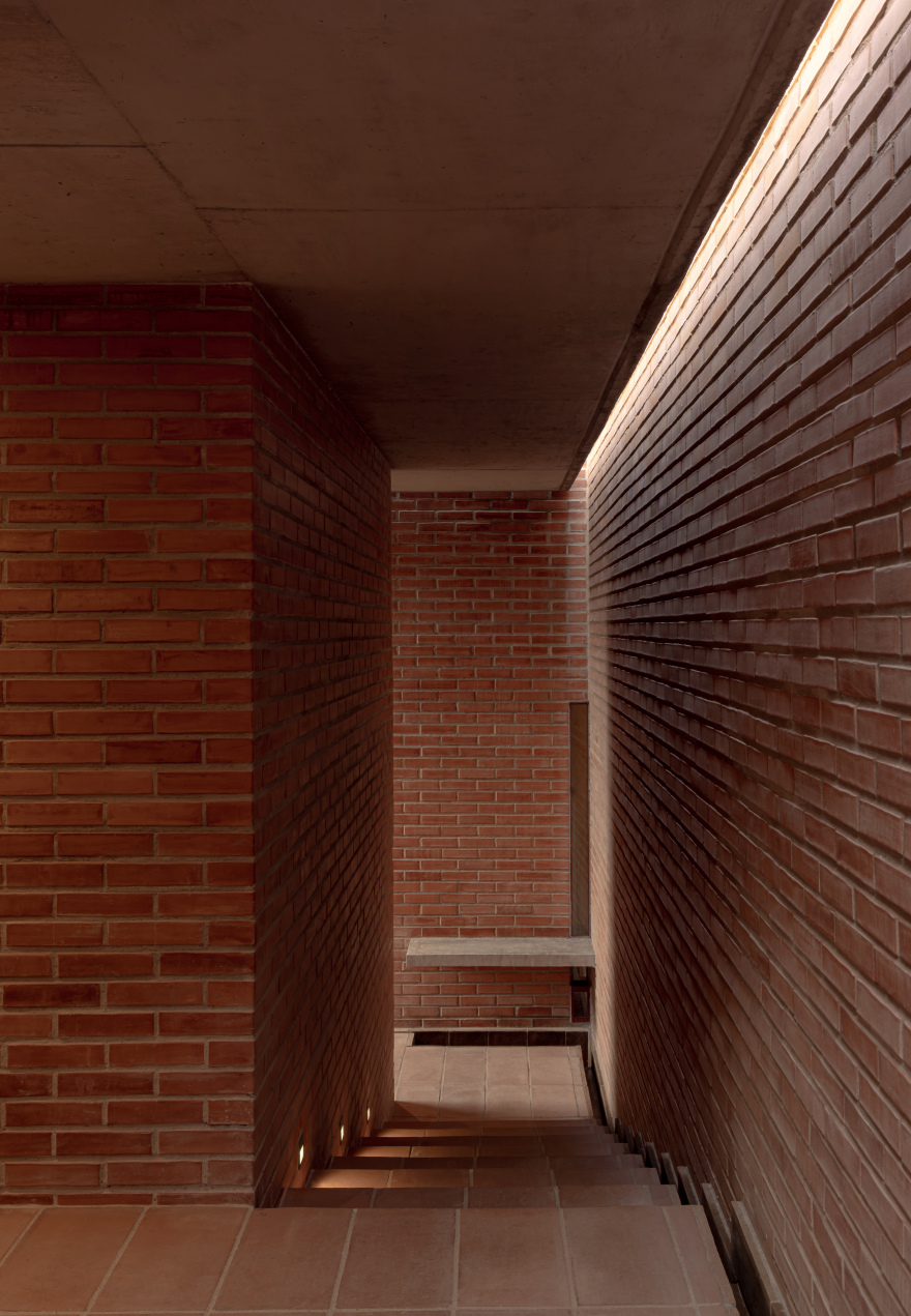 皮鲁莱斯之家丨墨西哥丨Escobedo Soliz(Pavel Escobedo等)-31