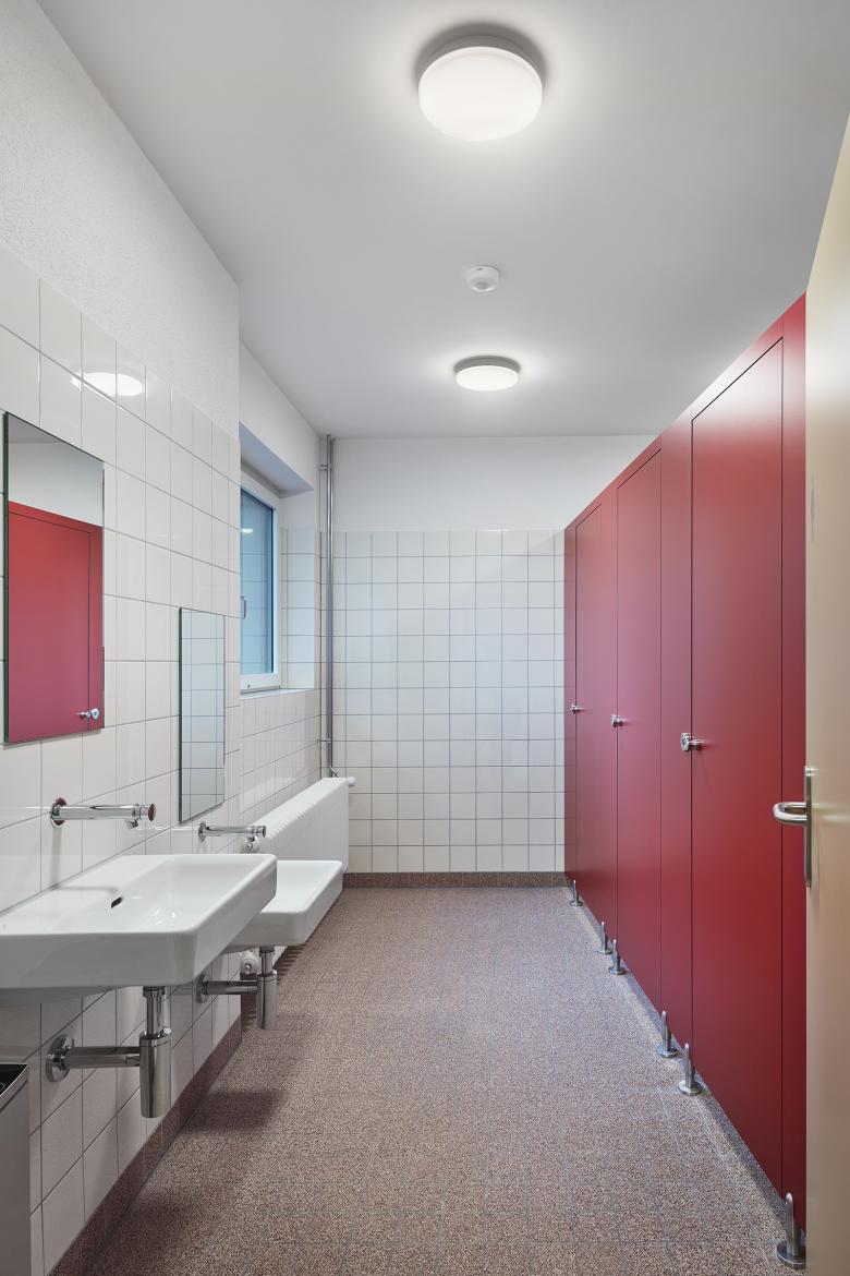 上旺根学校大楼翻新丨瑞士丨W2H Architekten AG-12