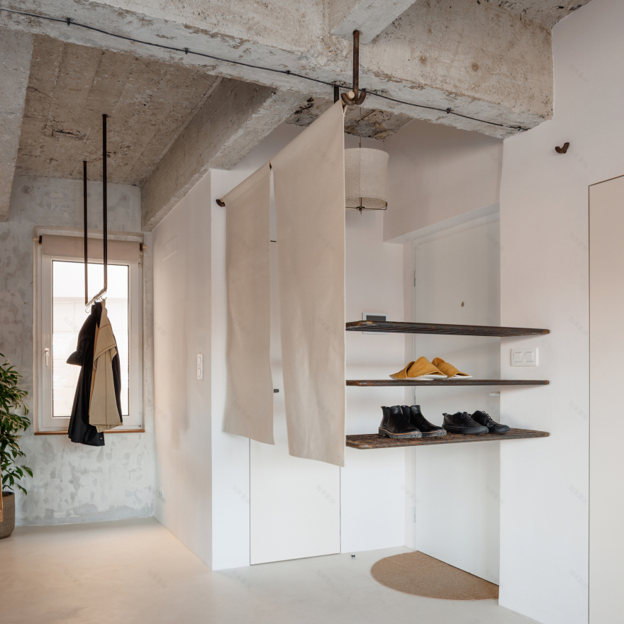 Apartment Conversion into a Creative Studio / alchitekt-42
