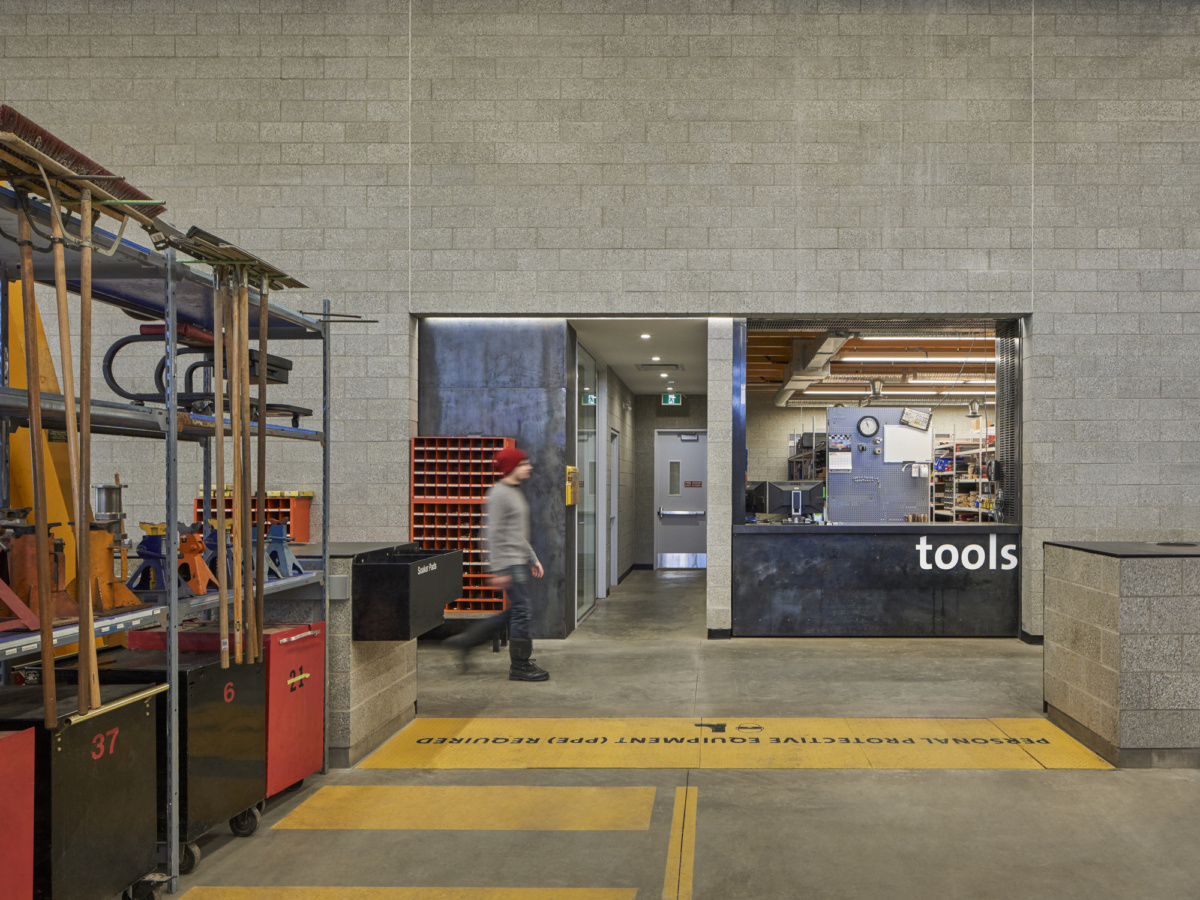 新卡里多尼亚理工学院重型机械培训设施-24