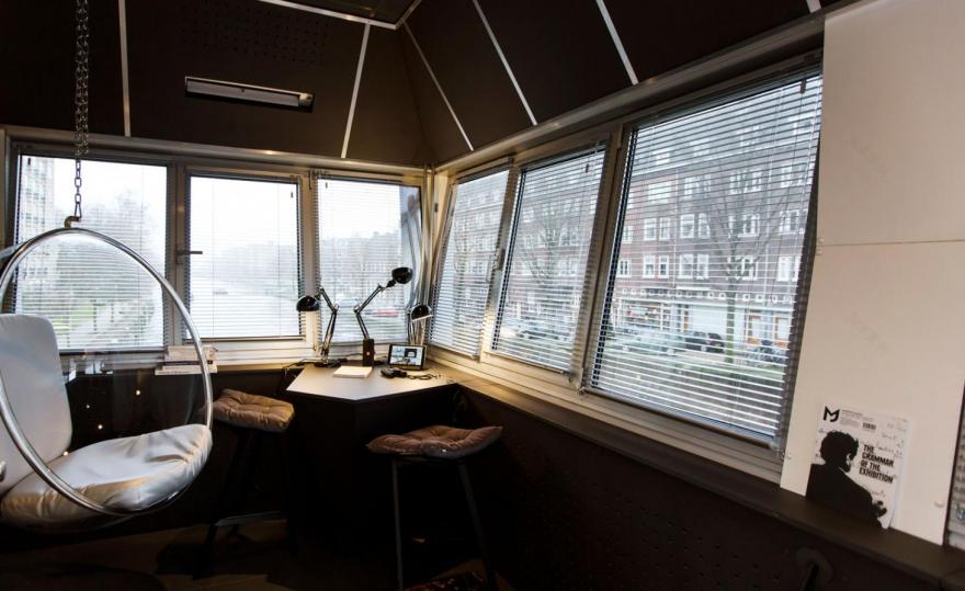 amsterdams bridges transformed into hotel rooms sweets hotel 2018-11