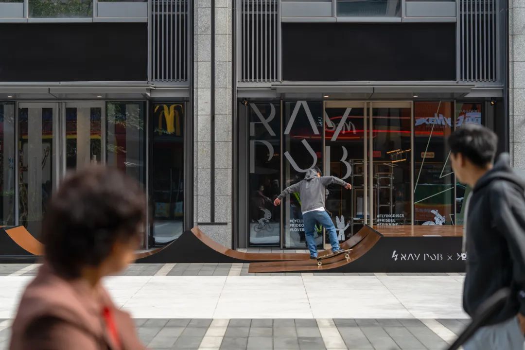 万科光年系售楼空间,骑进去的优雅生活丨中国杭州丨say architects-16