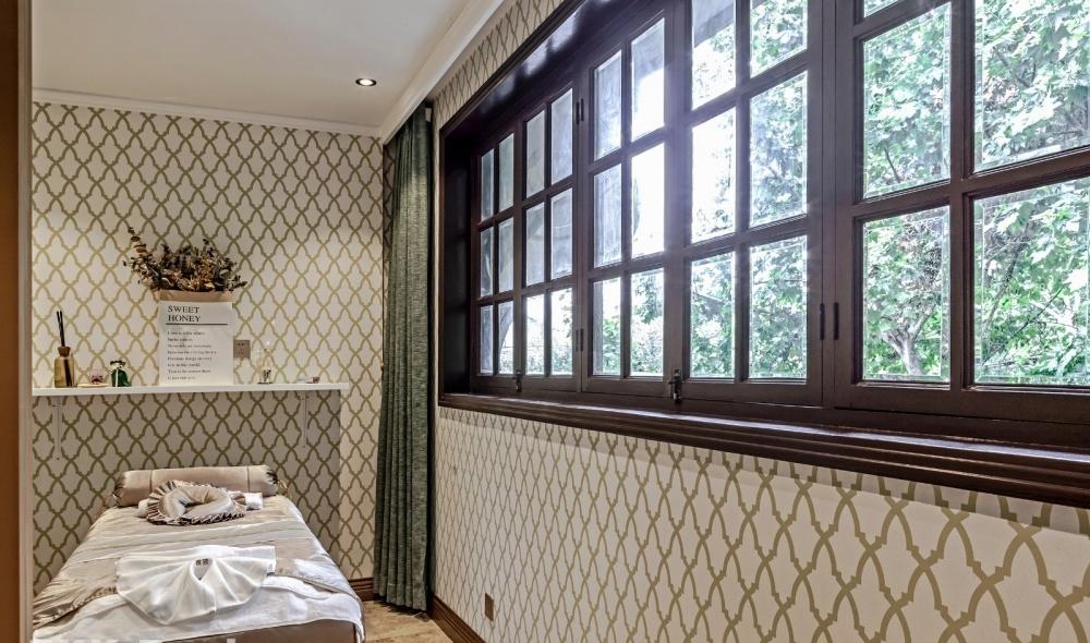 老洋房里的艺术盛宴——现代轻奢与古典韵味的完美融合-52