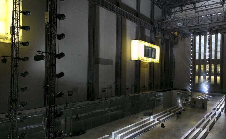 catwalk tour the top womens fashion week venues from aw 2014-79