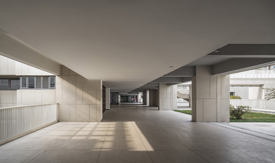 江苏省靖江高级中学新校区丨中国江苏丨江苏中锐华东建筑设计研究院有限公司荣朝晖工作室-92