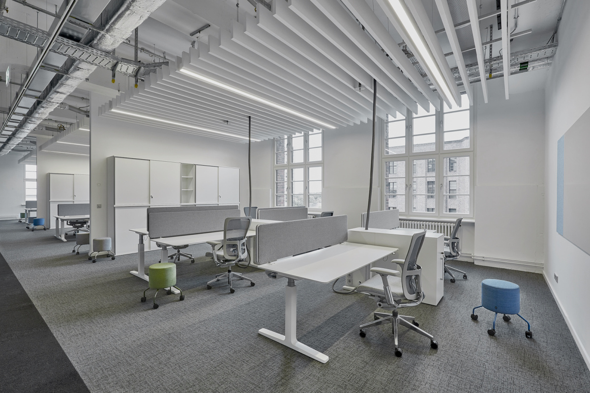 柏林 DR. KADE 制药公司办公室 | 历史与现代的完美融合-29