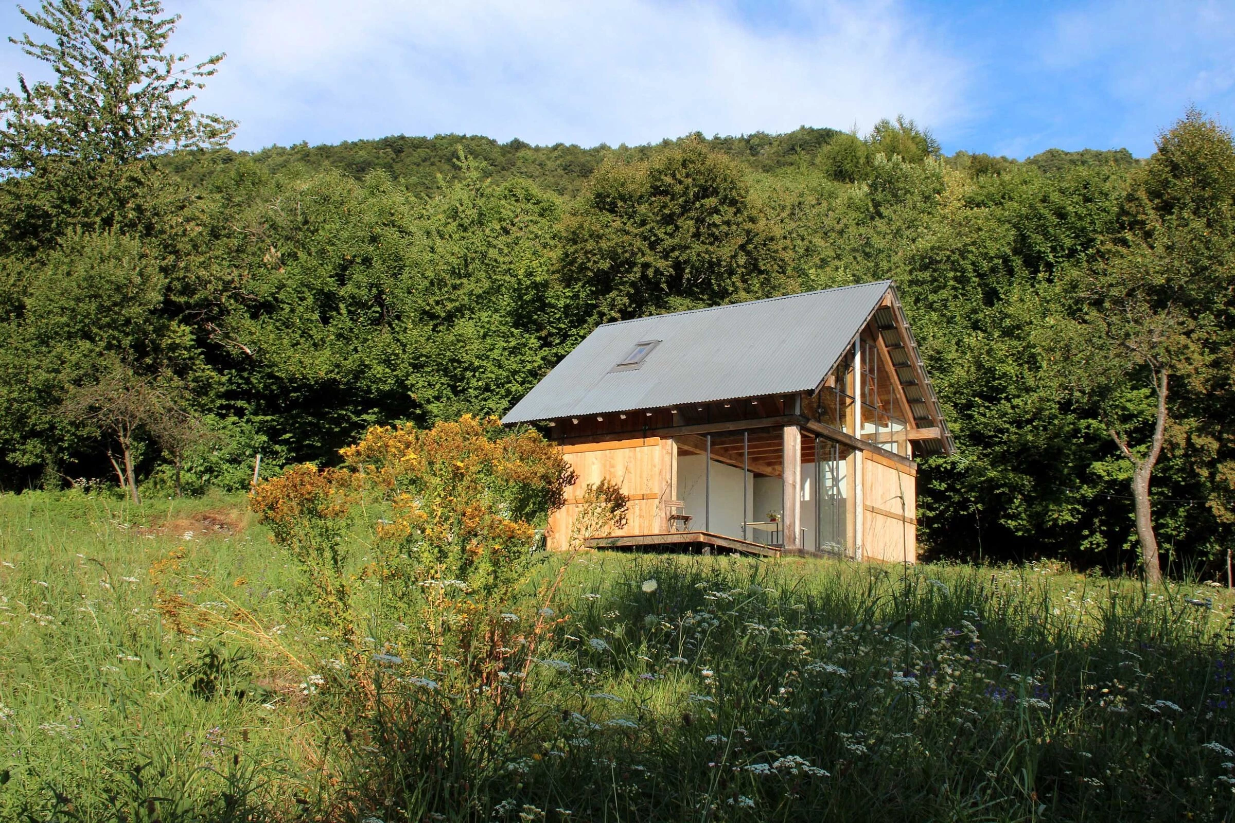 Cabanon, a contemporary cabin in Ligurian Alps-20