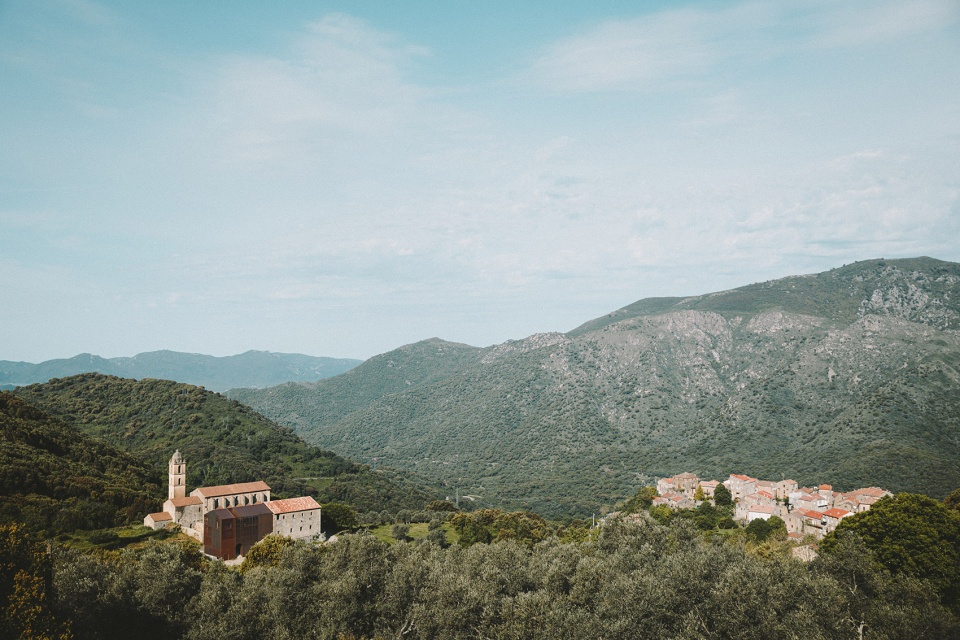 科西嘉岛修道院改造 | 历史与现代的完美融合-13