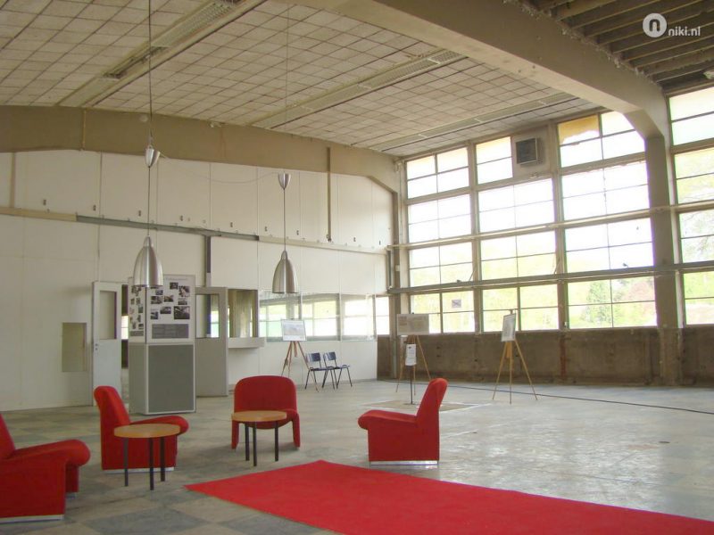 飞利浦旧工厂改造现代工业风loft丨荷兰丨B  Too室内设计机构-7