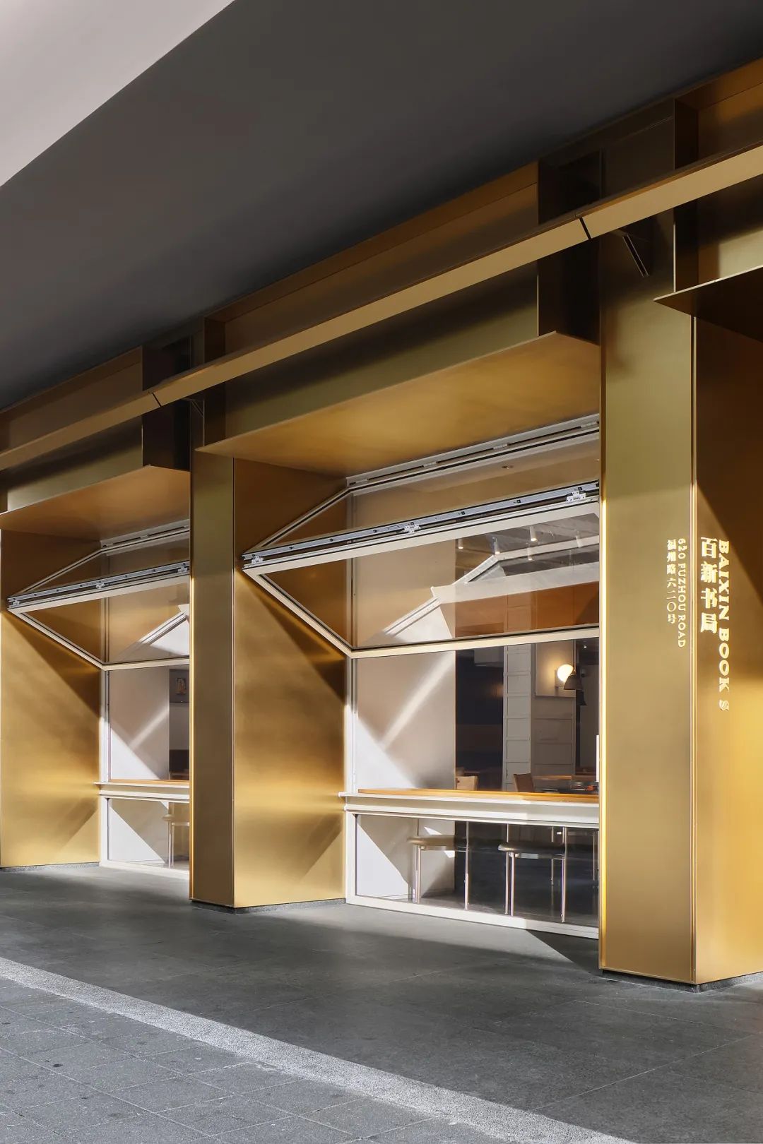 百新书局(上海福州路店)丨中国上海丨BobChen Design Office-12