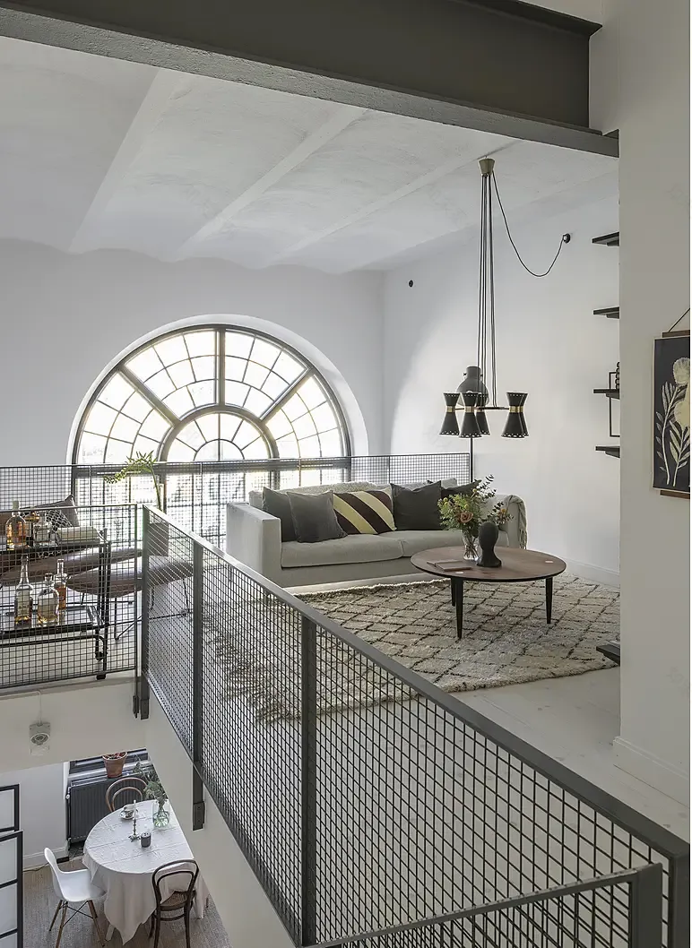 17 世纪瑞典旧厂房惊艳变身,设计师打造独特空中阁楼-11