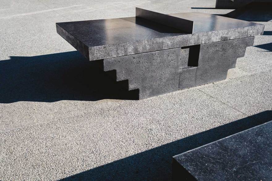 澳大利亚艺术家与建筑师合作打造神秘混凝土乒乓球桌-18