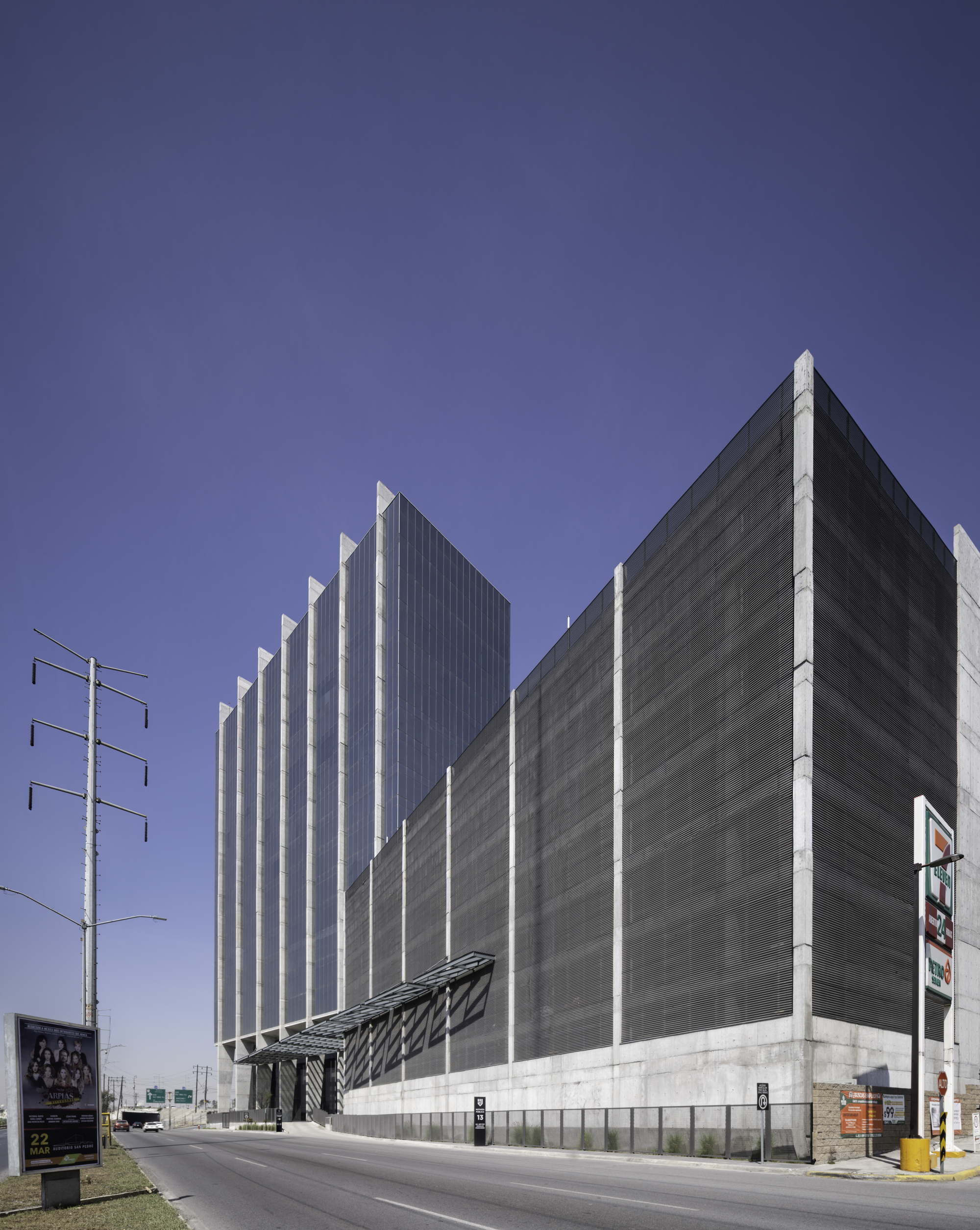 墨西哥 Monterrey Albia 办公大楼-7