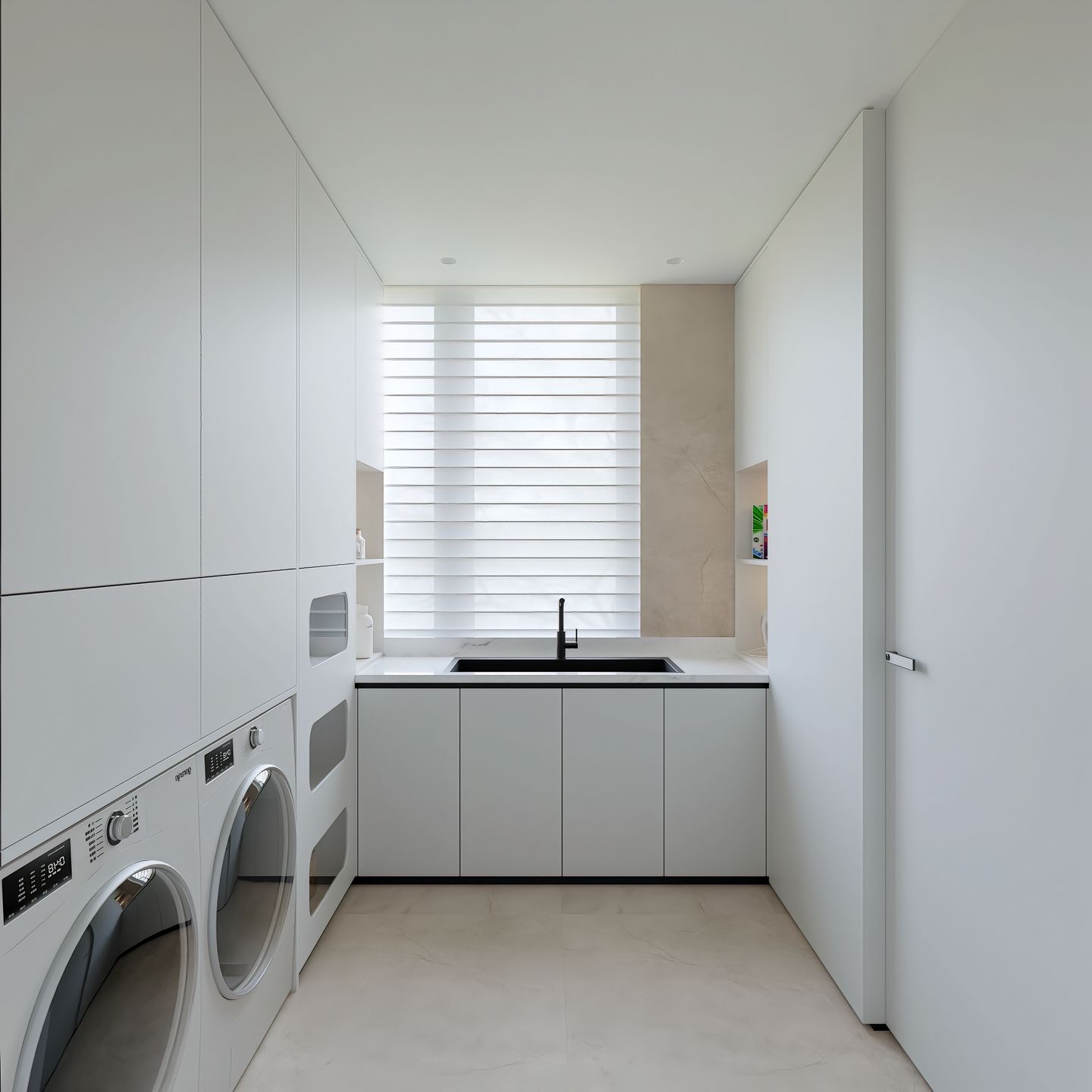 意式新钱风   黑白腔调-16