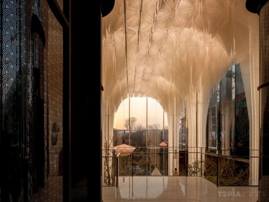 新作 DIA —— 写意山水 · 落日熔金「北京·华润置地 臻澐四季花厅 Urban luxury natural art」丨中国北京丨GAD吴轩-46