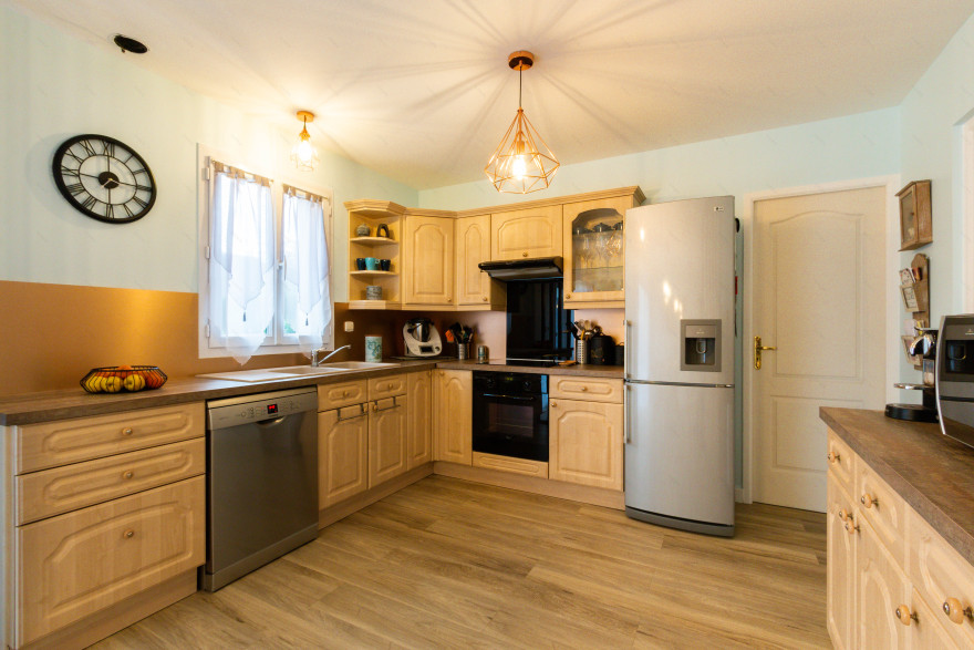 室内向通风放松茧居空间的转变-7