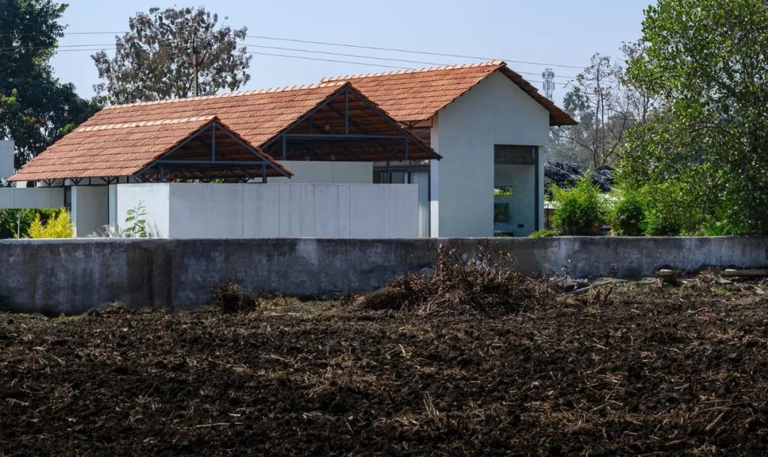 印度乡村医生的周末度假屋设计丨勾勾手设计网-29