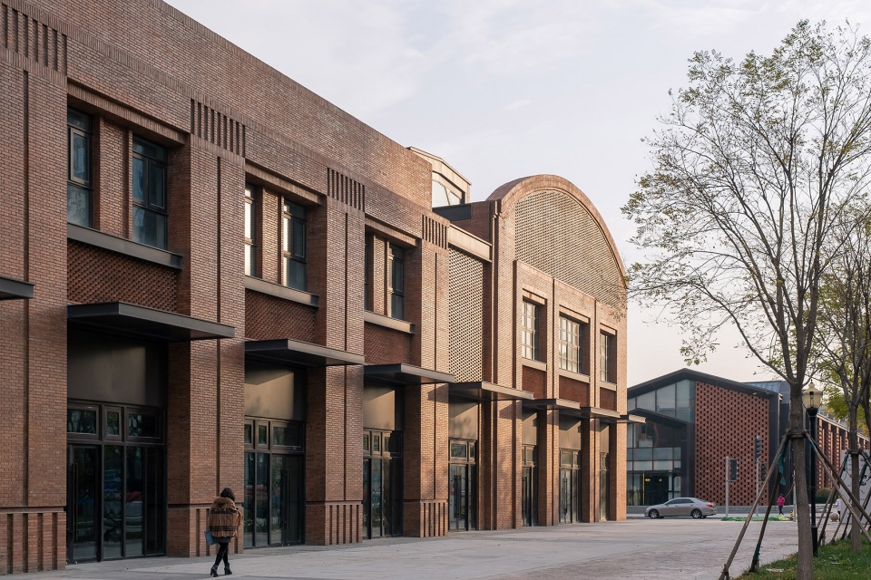 天津天拖J地块厂房改造设计丨中国天津丨深圳华汇设计-92