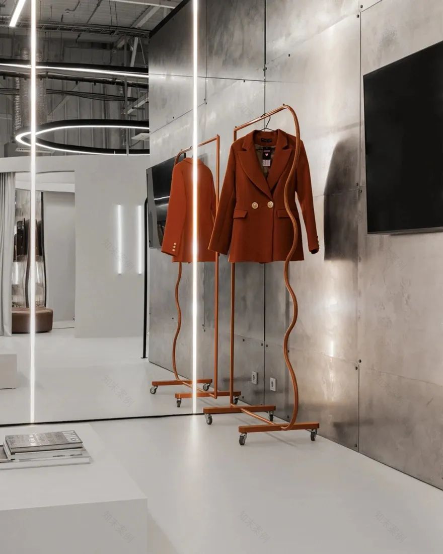 Zvonko 全新商店设计丨白俄罗斯明斯克丨Deconova 建筑设计工作室-24