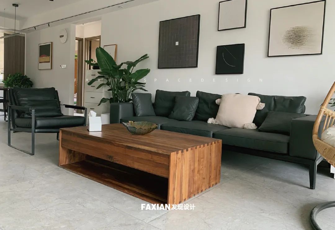 济南 136㎡北欧风私宅,原木元素与无主灯设计展现极简魅力-23