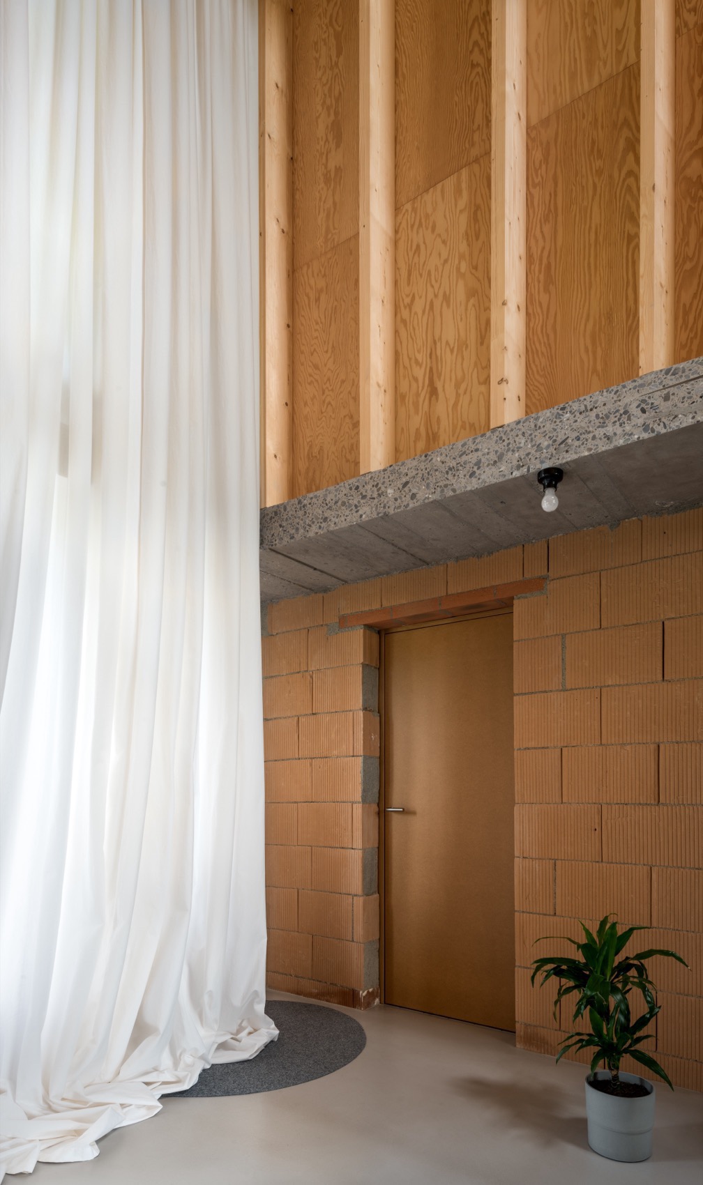 LA CRETÂ农舍丨瑞士丨BARD YERSIN-13