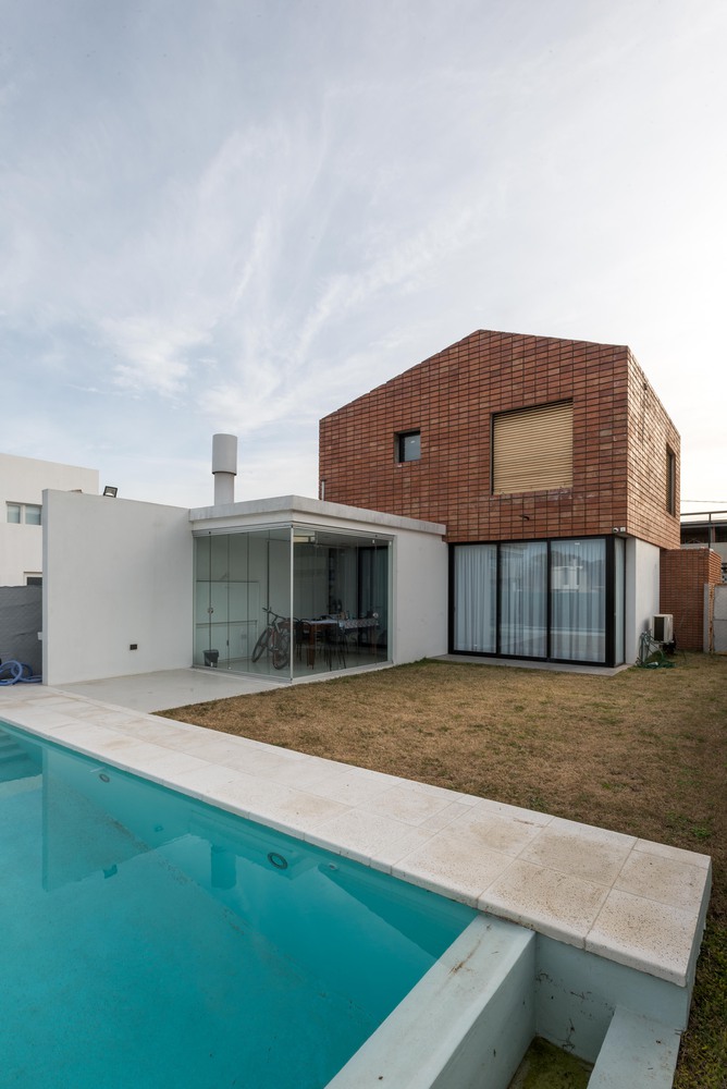 坚固的博伊斯之家丨阿根廷拉普拉塔丨Paralelo Colectivo-30