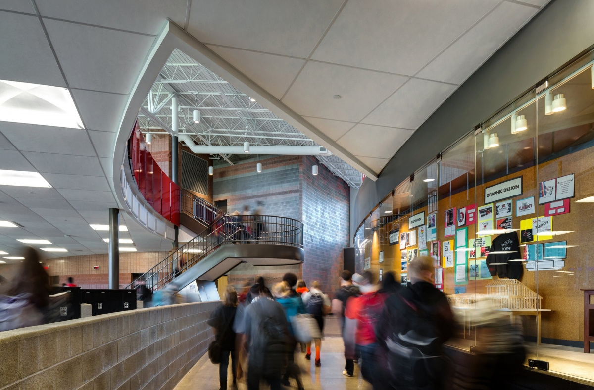 Michigan 北景高中校园翻新,连接现代与传统-7