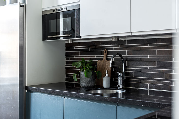 斯德哥尔摩时尚公寓 | 植物与画作打造的温馨空间-16