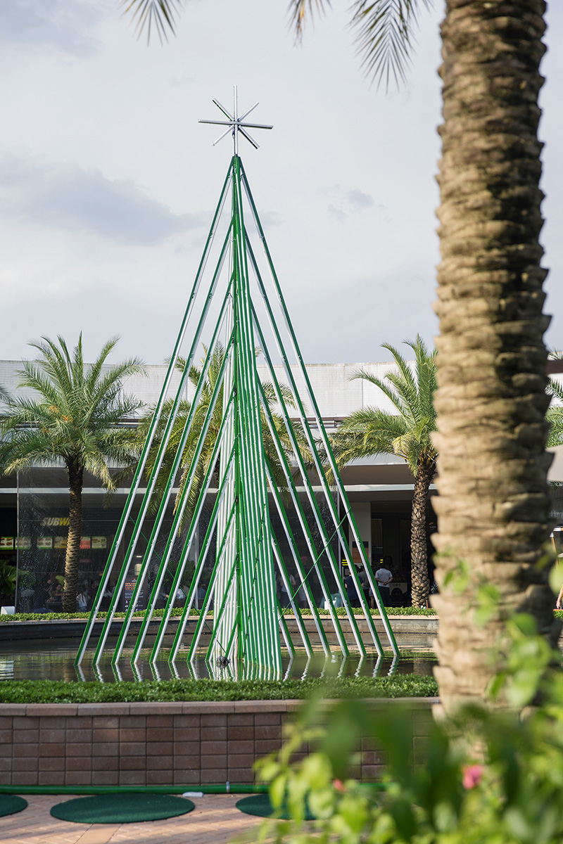 巴西商场互动式圣诞树-22