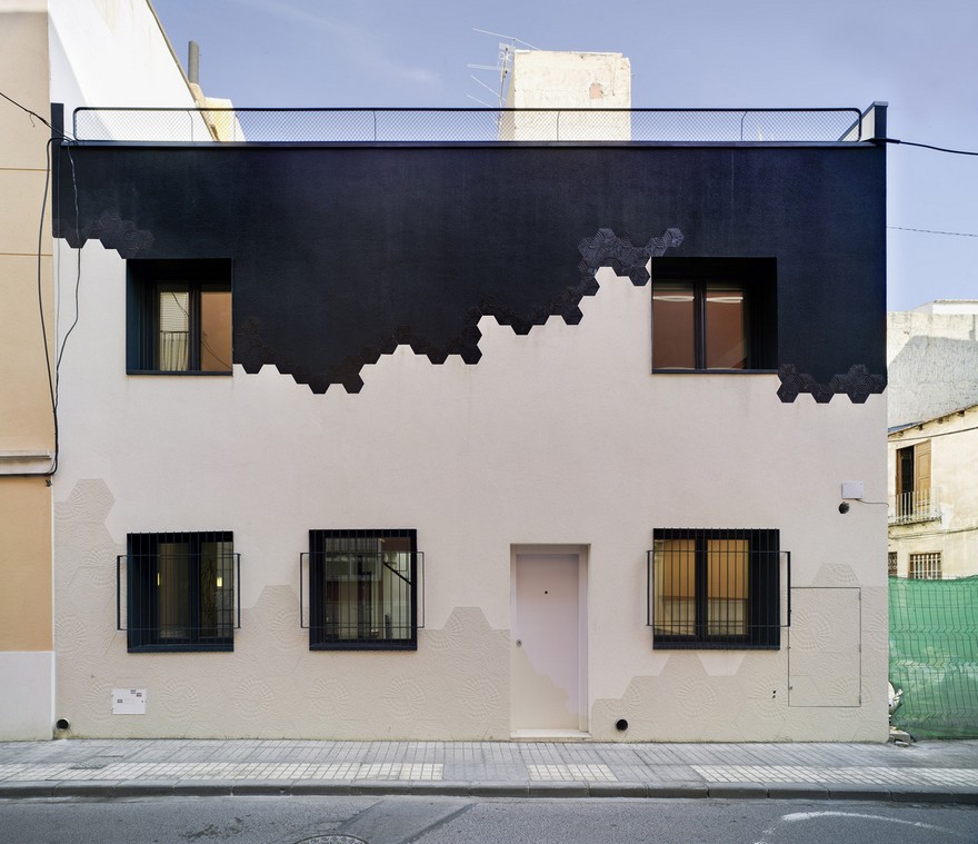 Family-Friendly Renovation of a Two-Storey House in the Old Town of Elche-1