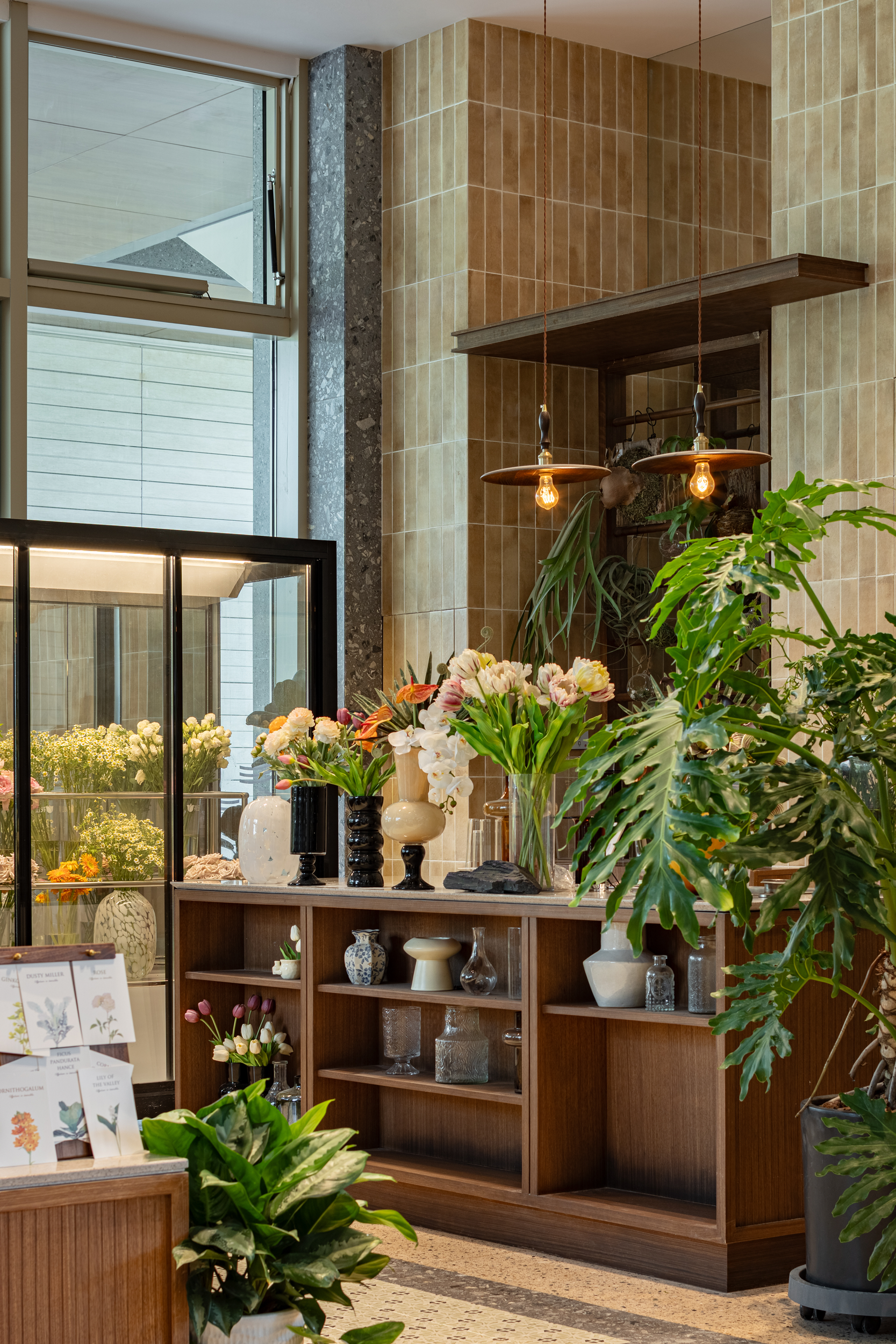 广州南站 · 檐下集丨中国广州丨超级平常空间设计-20