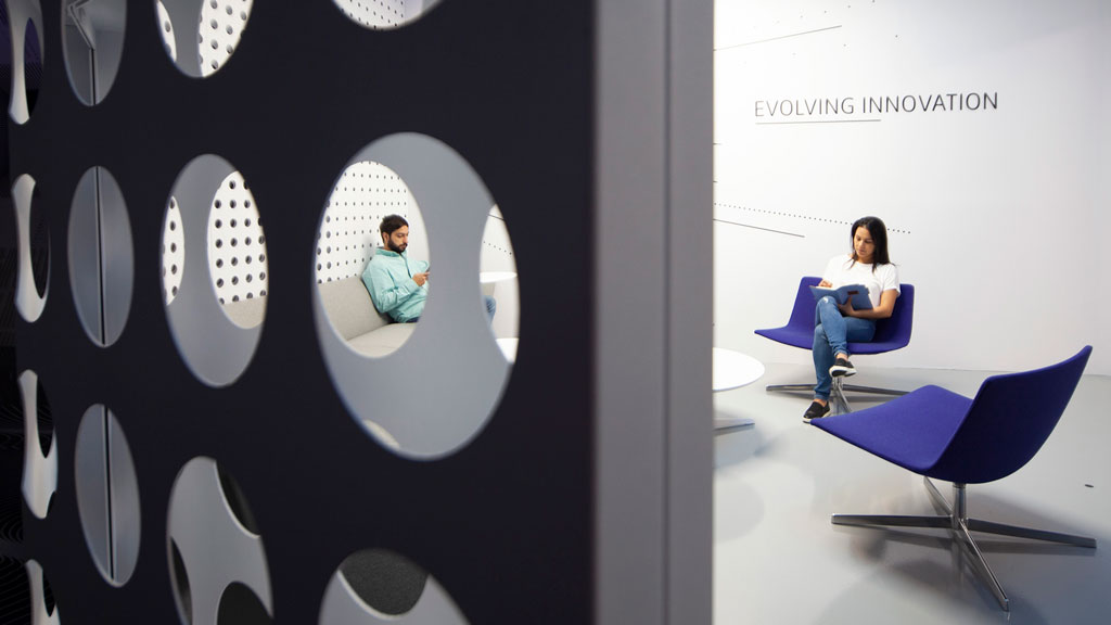 英特尔 MegaLab 研发设施大厅翻新-7