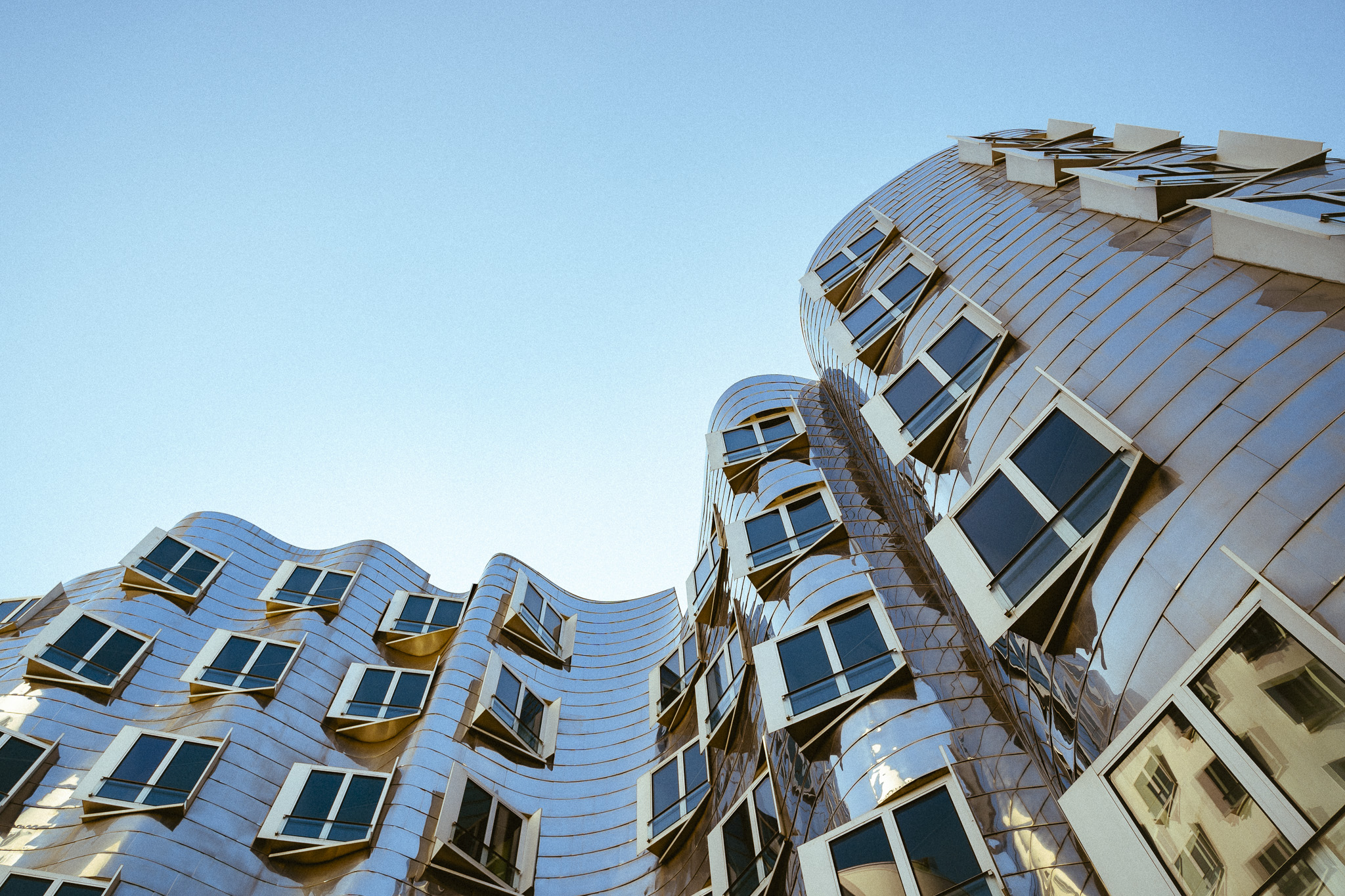 新媒体港丨德国杜塞尔多夫-9