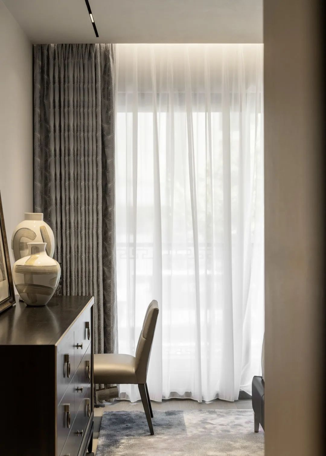 欧式与现代简约的家装盛宴丨艺鸿装饰-35