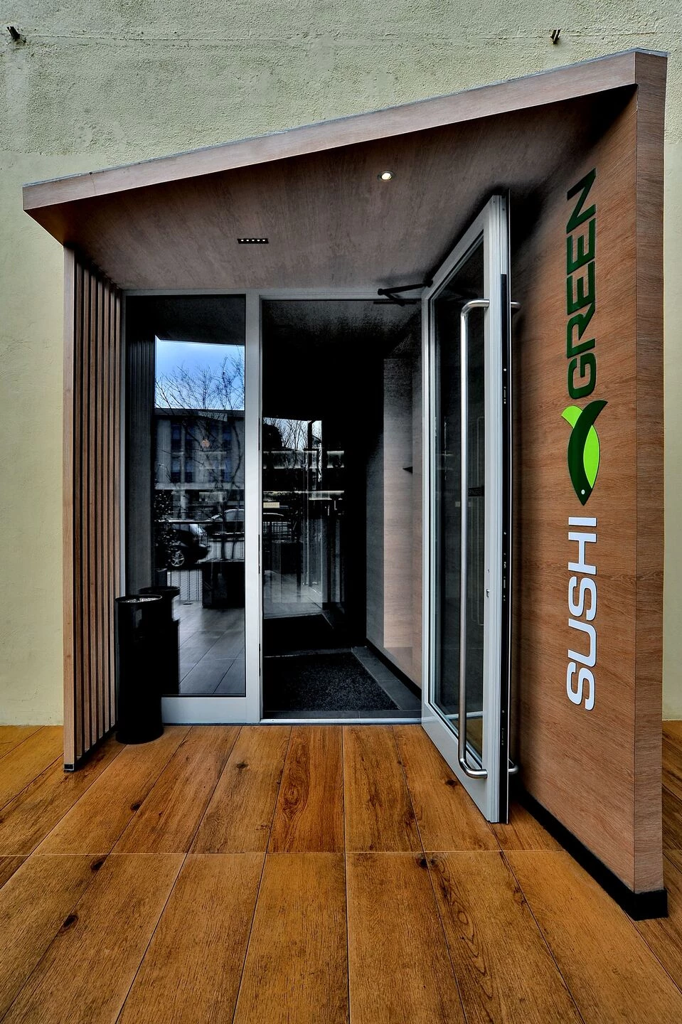 绿意盎然的意式寿司店丨意大利丨Elisabetta Puviani-21