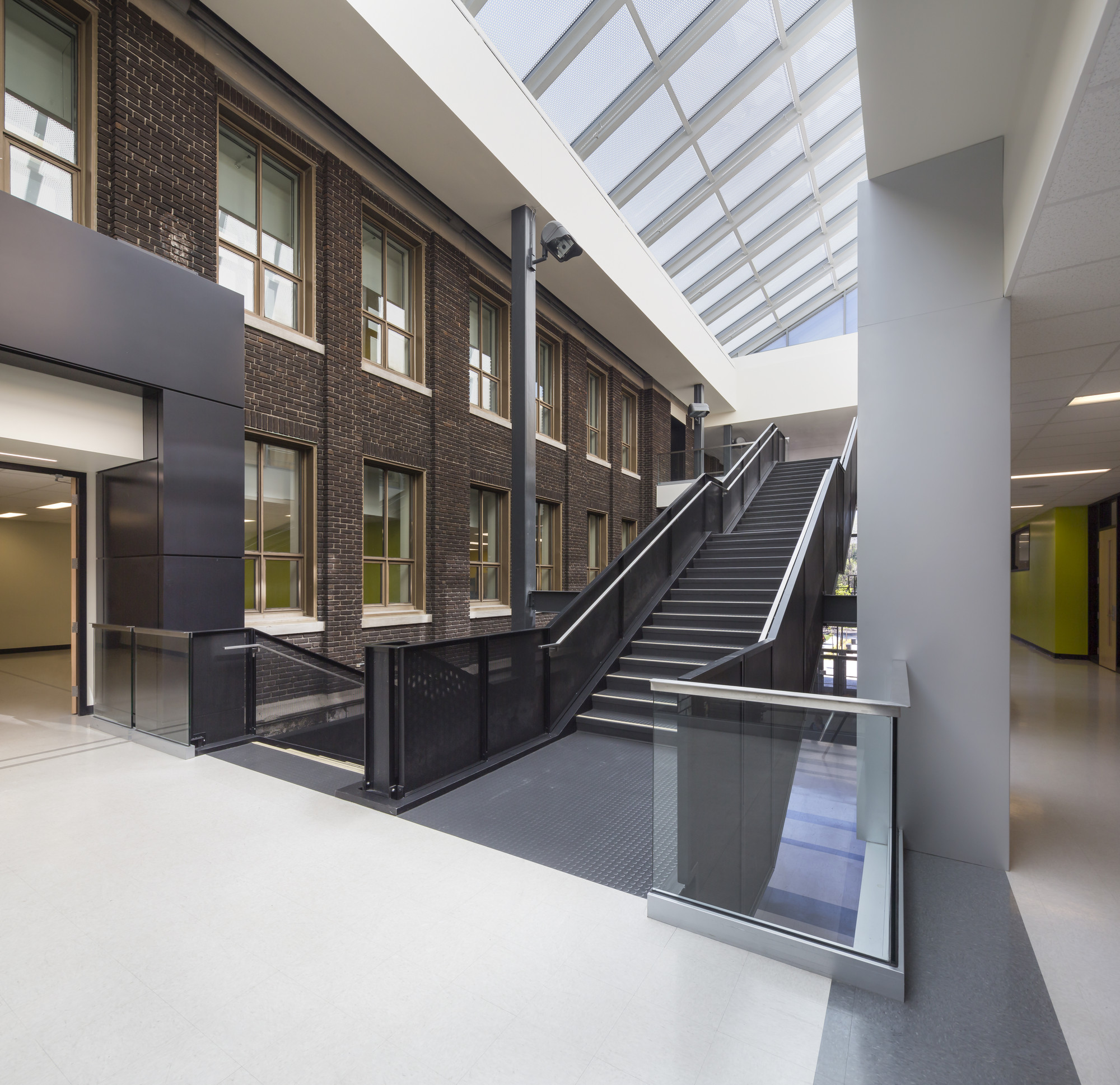 Jodoin Lamarre Pratte architectes Marosi Troy Architectes丨教育建筑丨Collège Saint-Louis-24