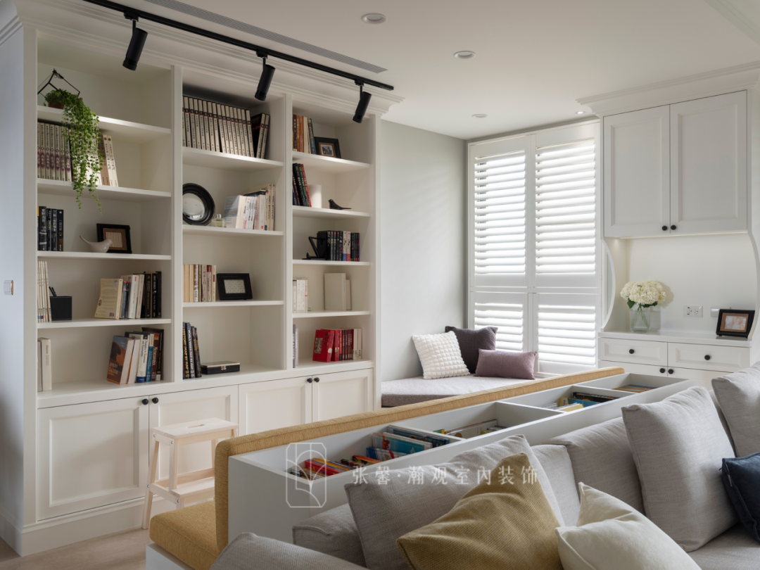 【作品】徜徉｜窗边光影斑驳，时光在阅读中缓慢-19