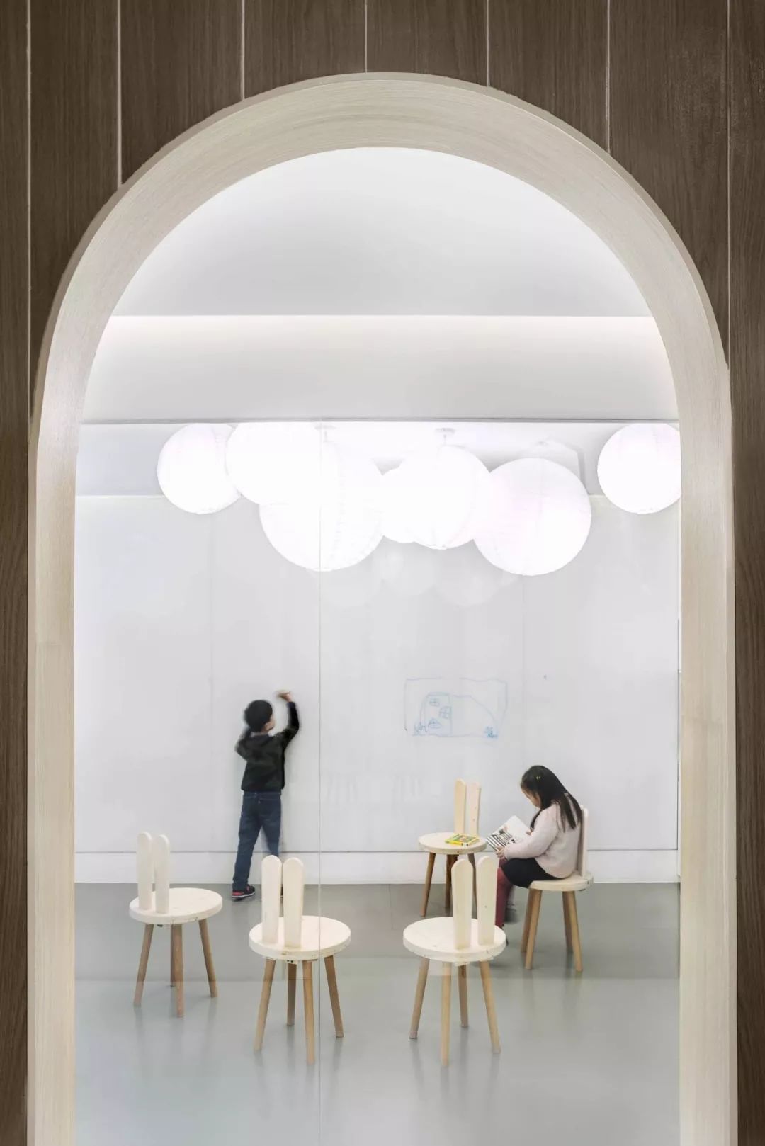 悦读趣教育体验中心 | 激发孩子学习兴趣的现代教学空间-177