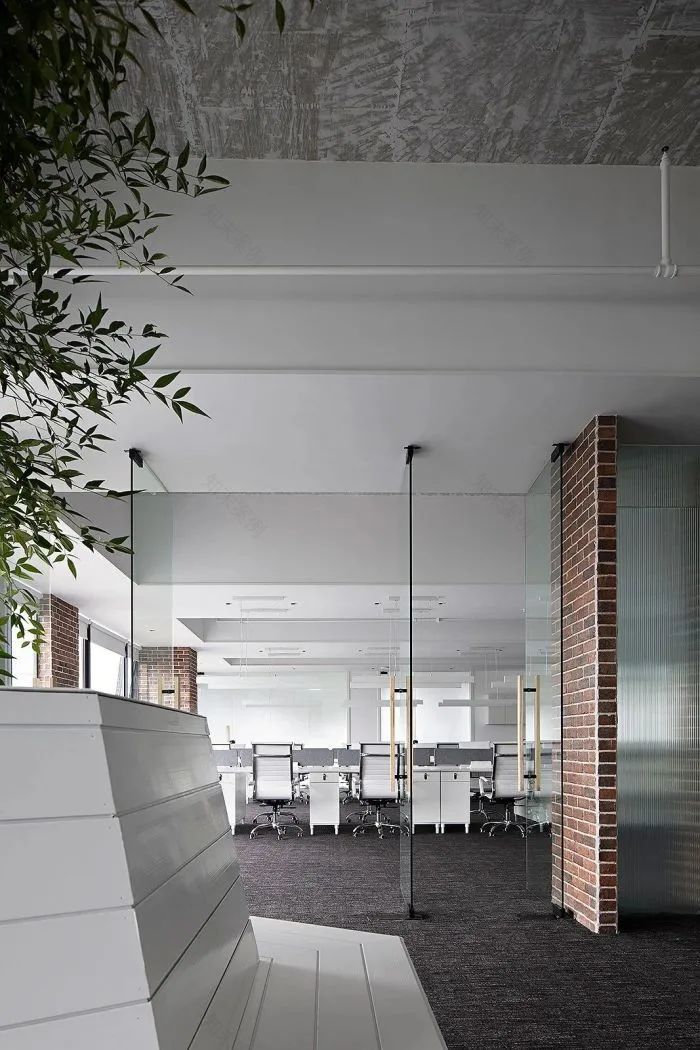 黑白交接的理性与感性 · 律师事务所的现代设计丨陆槛槛空间设计-29