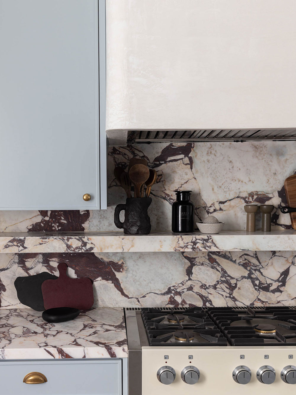 旧金山轻盈现代的百年镇屋改造-5