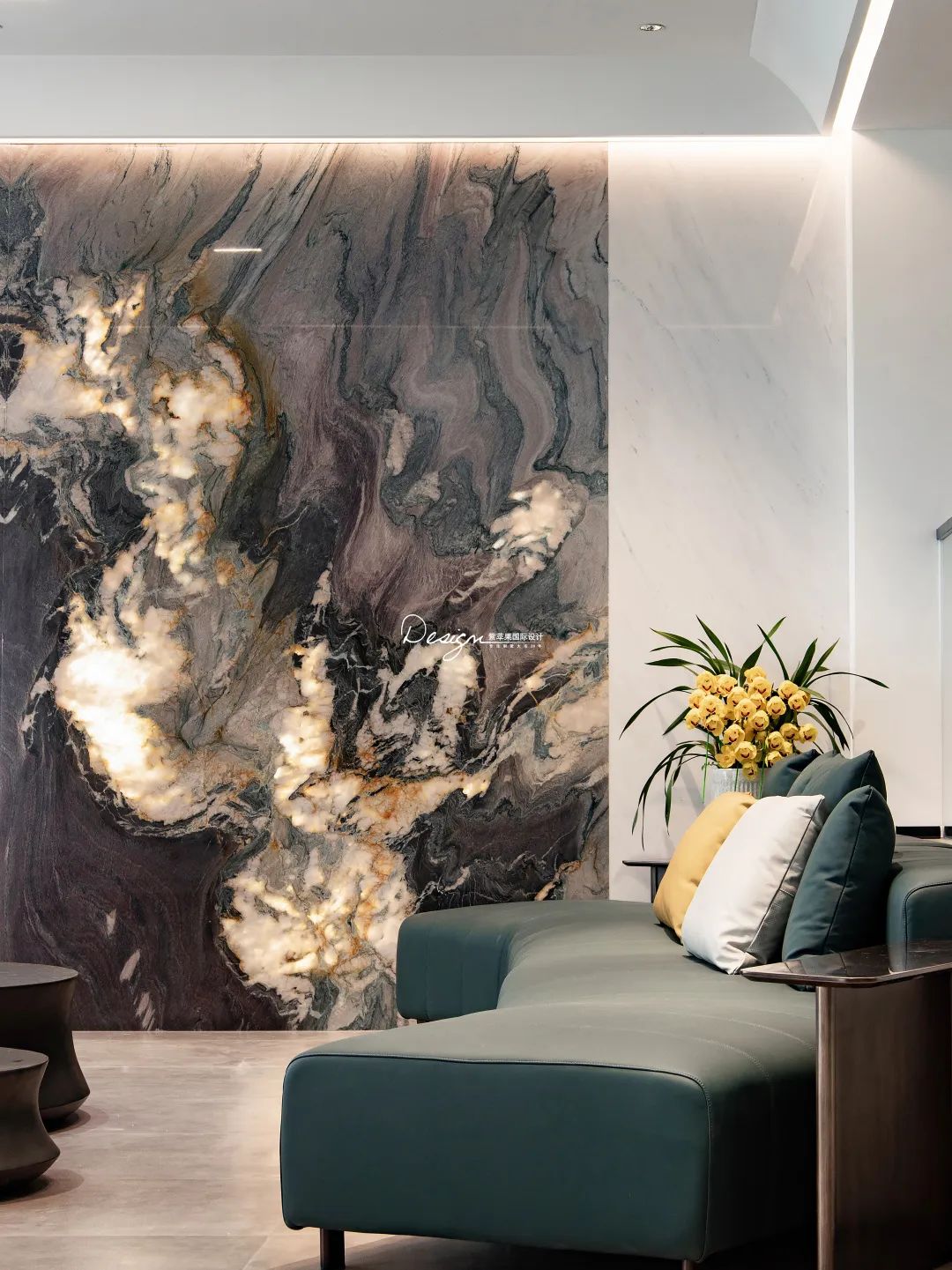 昆明滇池卫城现代简约商住空间丨中国昆明丨紫苹果装饰(昆明)分公司-8