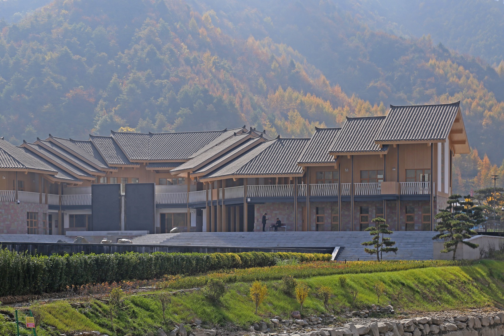 康县全域旅游游客集散中心，甘肃 / Farmerson Architects共生建筑设计（北京）有限公司-36