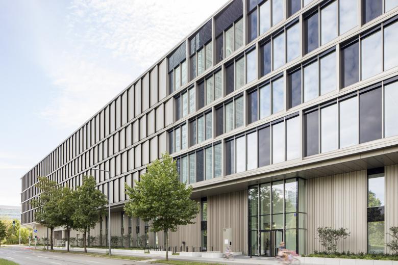 公交场站，混合动力·M丨德国慕尼黑丨JSWD Architekten,Köln-12