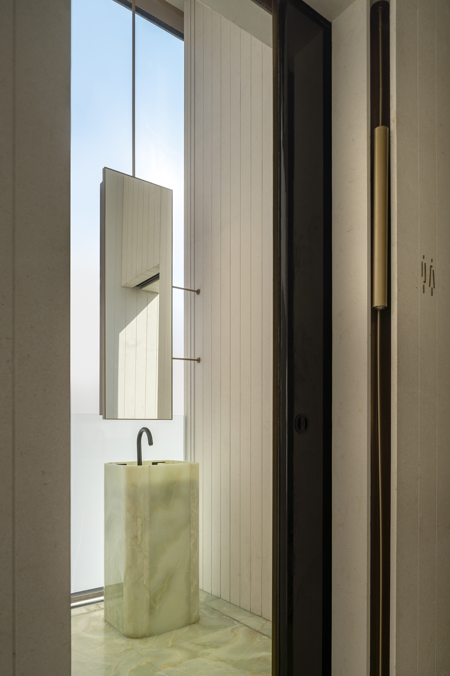 东莞悦府城市展厅丨中国东莞丨水相设计-94