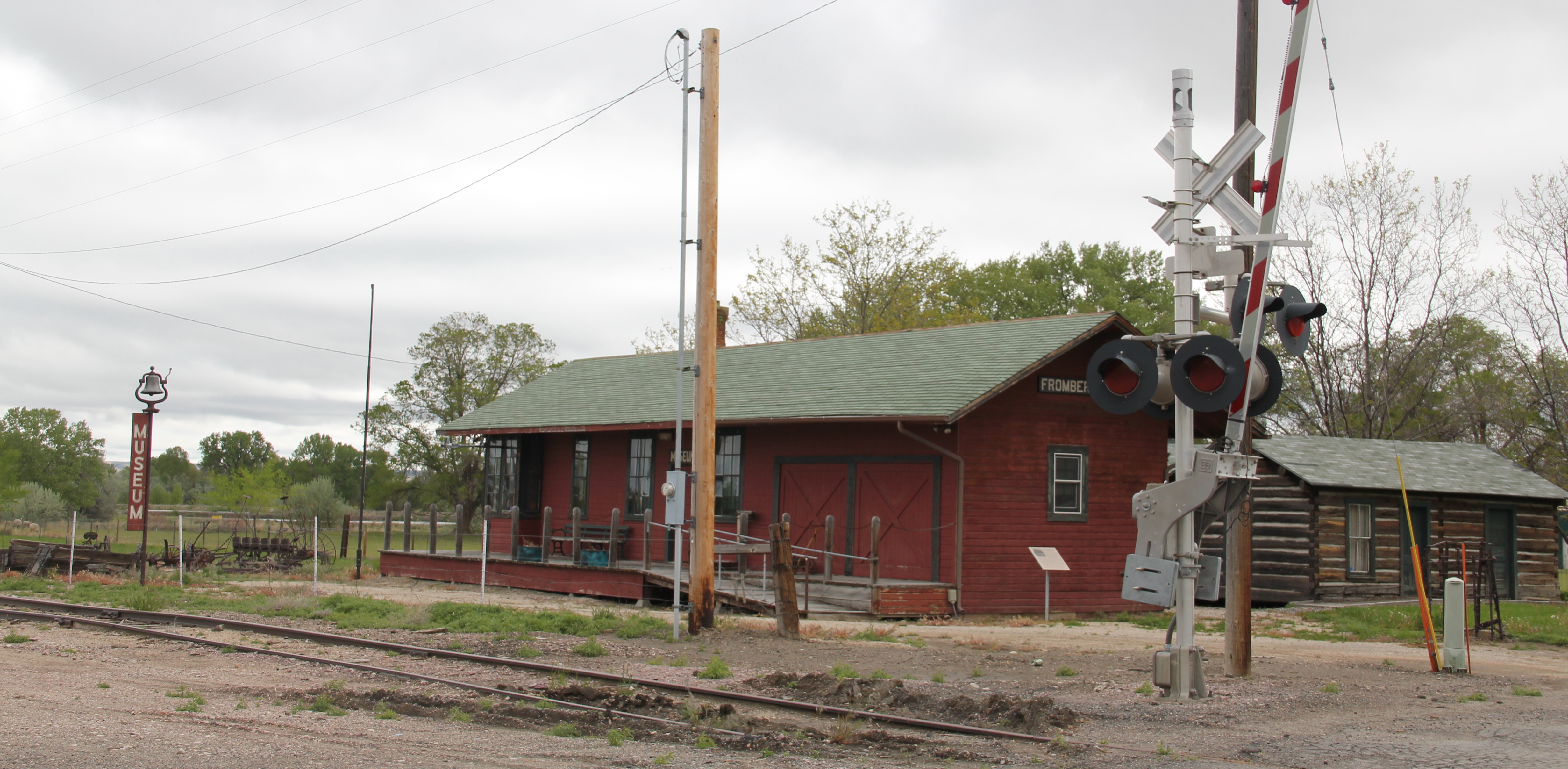 Carbon County铁路城镇历史景观探索丨美国蒙大拿-4