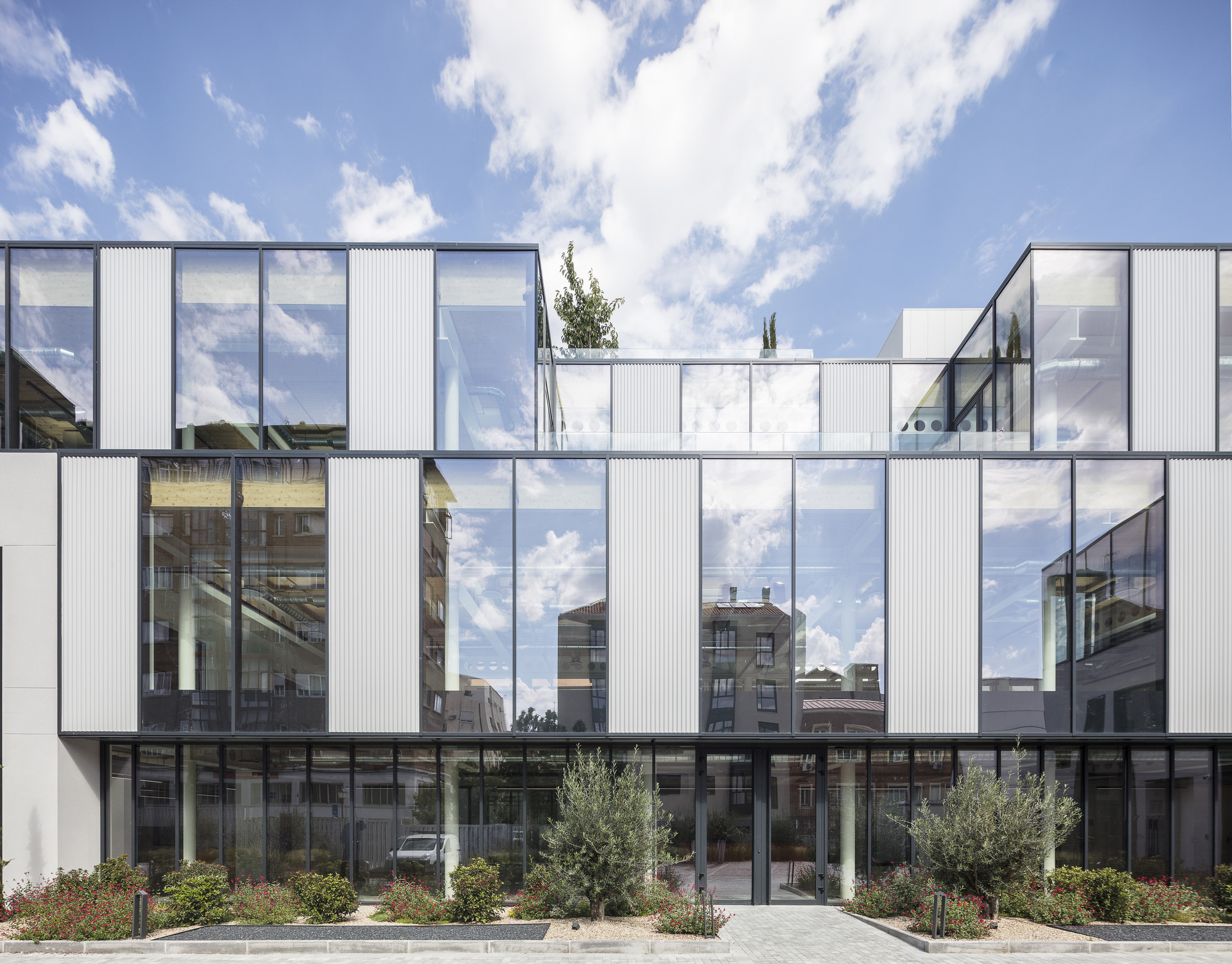 Ancora 40 办公大楼丨西班牙马德里丨Buckley Gray Yeoman-12